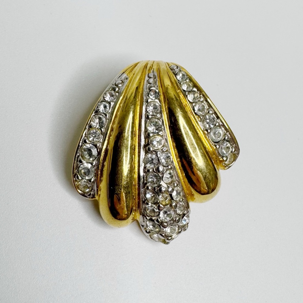 Joan Rivers Gold Tone & Clear Rhinestone Shell Brooch Necklace Pendant